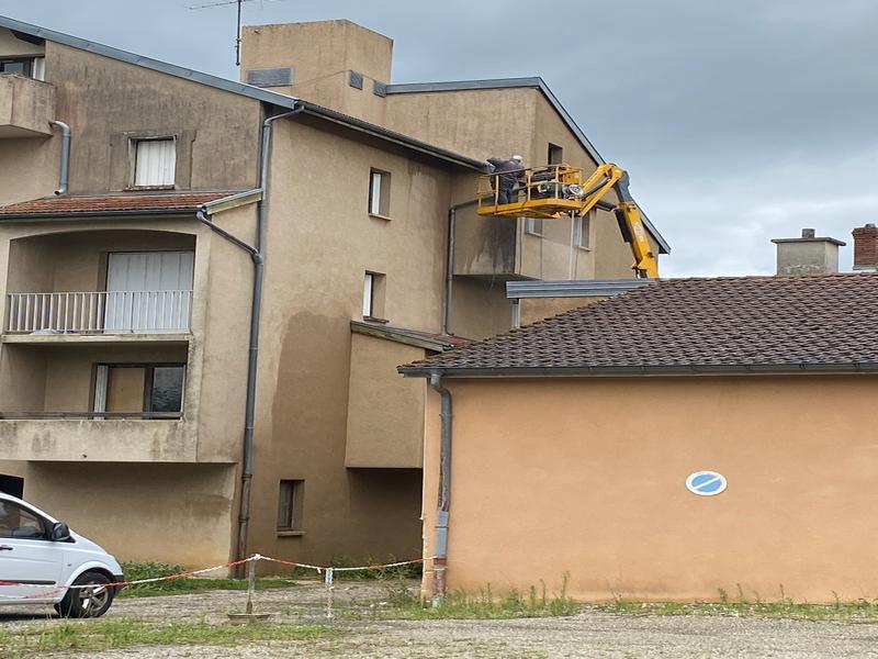 chantier-nettoyage-facade-etape-1