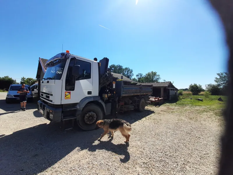 deuxieme-image-vehicule-de-chantier